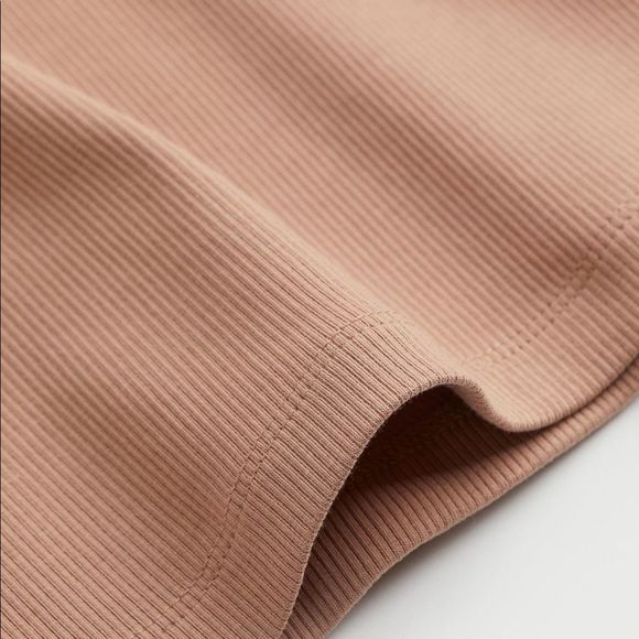 H&M Ribbed Tank size small - Picture 5 of 6